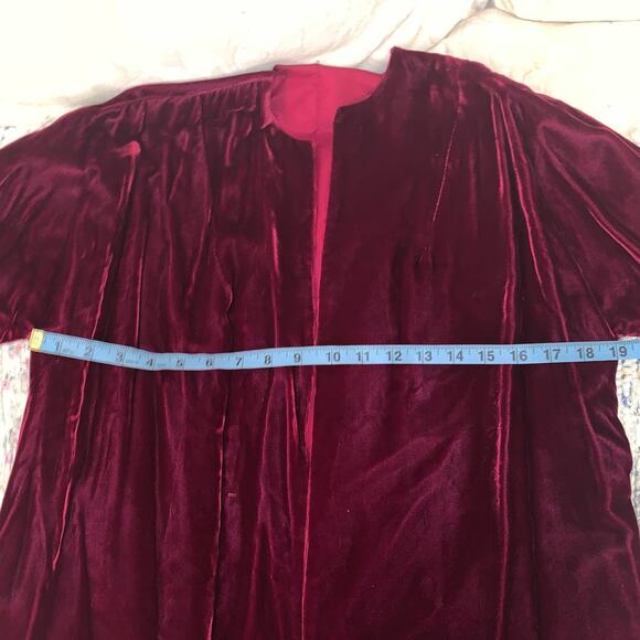 VINTAGE BURGUNDY VELVET OPERA COAT JACKET - Picture 4 of 7